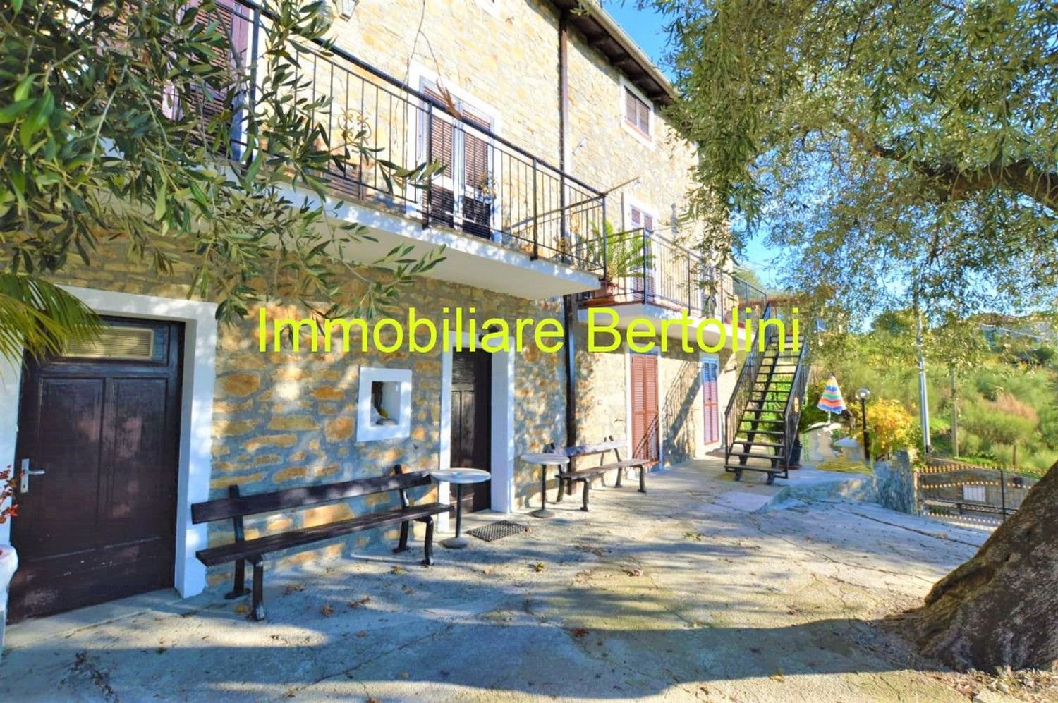 4 rooms Villa in Bordighera, Italy No. 177043