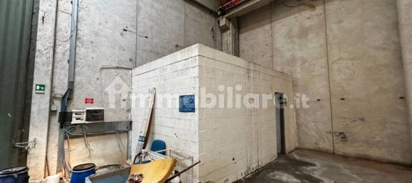Lagerhaus in Vercelli, Italy 7000m², Nr. 207052 3
