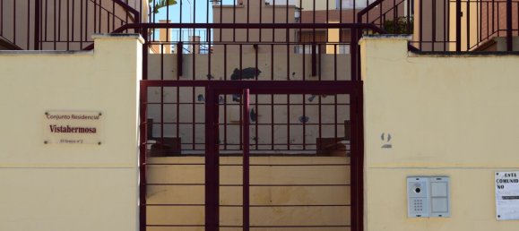 3 bedrooms House in Almayate Bajo, Spain No. 52558 2