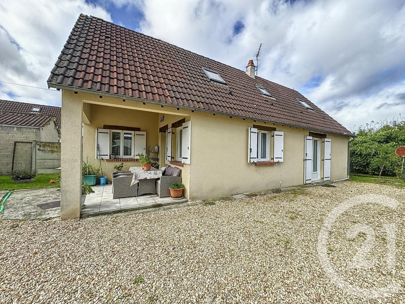 Дом с 3 спальнями в Сальбри, Франция № 241070