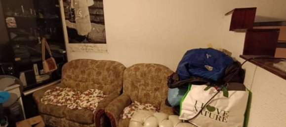 3-salle Appartement à Ispra, Italy No. 9747 4