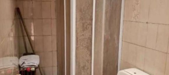 3-salle Appartement à Ispra, Italy No. 9747 2