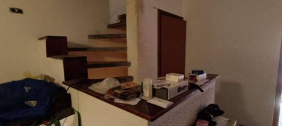 3-salle Appartement à Ispra, Italy No. 9747 10