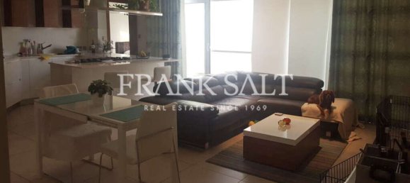 2 Schlafzimmer Penthouse in Swieqi, Malta, Nr. 4048 2