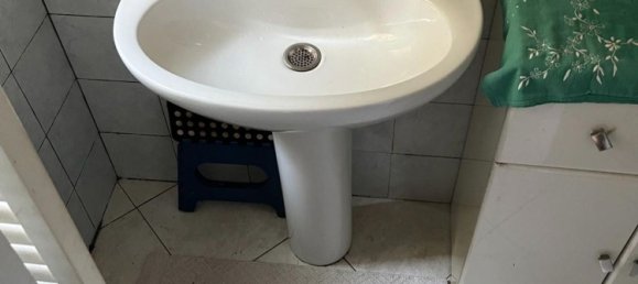 Дом с 4 комнатами в Каррара, Италия № 35705 11