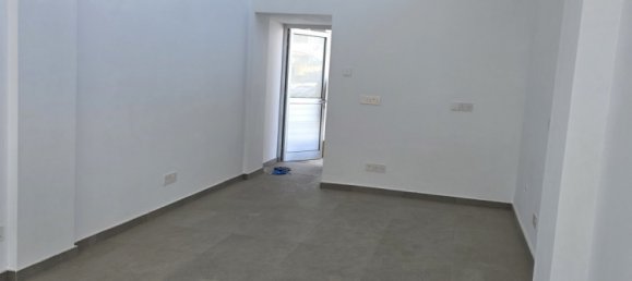 1 room Shop in Nicosia, Cyprus No. 25990 10