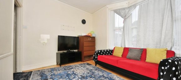 2 bedrooms Commercial property in Thornton Heath, United Kingdom No. 11609 2