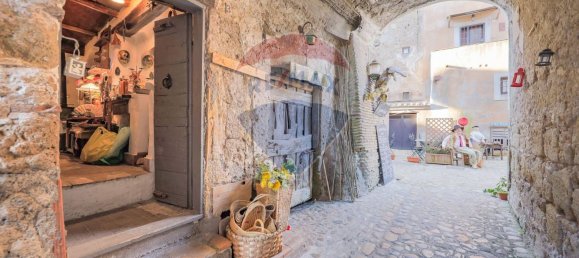 1 Schlafzimmer Haus in Calcata, Italy, Nr. 352685 8