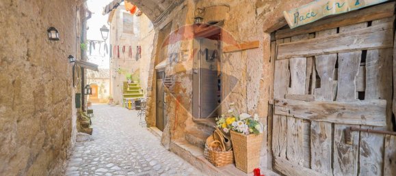 1 Schlafzimmer Haus in Calcata, Italy, Nr. 352685 3