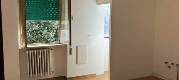 5 rooms Apartment in Piombino, Italy No. 278516 9