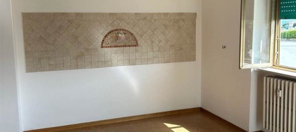5 rooms Apartment in Piombino, Italy No. 278516 10