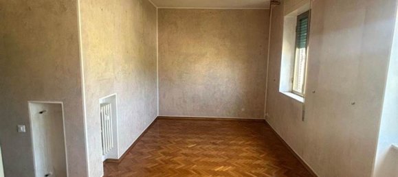 5 rooms Apartment in Piombino, Italy No. 278516 3