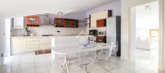 3 bedrooms Apartment in Montesilvano, Italy No. 344289 7