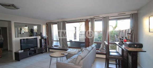 3 chambres Appartement à Champs-sur-Marne, France No. 174279 3