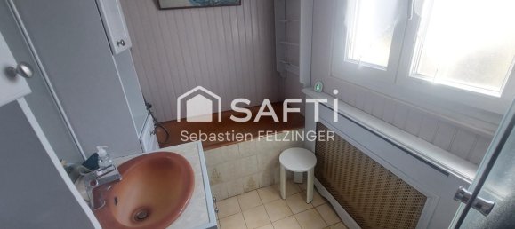 3 bedrooms House in Laon, France No. 61281 7