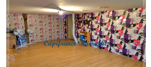 4 bedrooms House in Laigny, France No. 84075 10