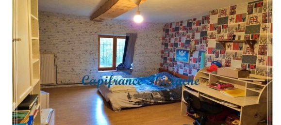 4 bedrooms House in Laigny, France No. 84075 8