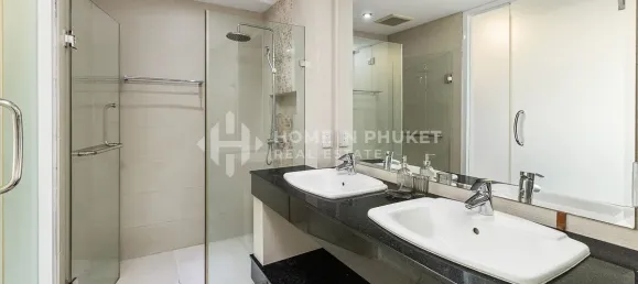 2 bedrooms Condominium for sale in Phuket, Southern Thailand, Thailand № 142210 16