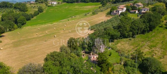 Terreno T4 em Calvi dell'Umbria, Italy N.º 138210 16