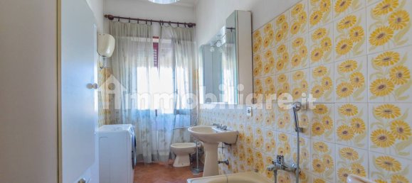 2 bedrooms Apartment in Rome, Italy No. 300975 22
