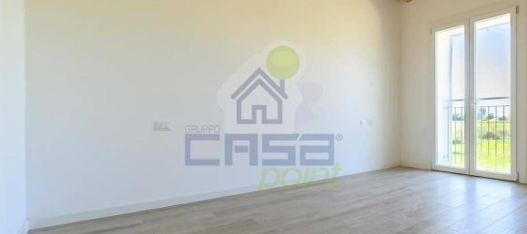 Villa de 4 divisões em Cremona, Italy N.º 27549 16