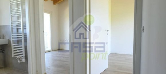 Villa de 4 divisões em Cremona, Italy N.º 27549 14