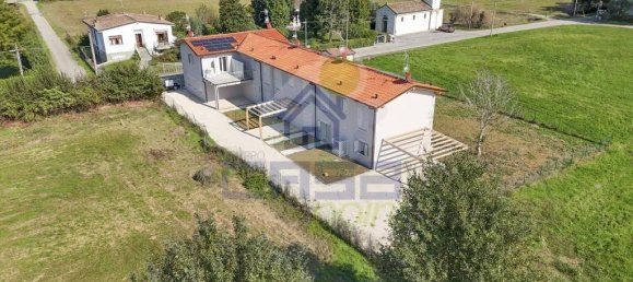 Villa de 4 divisões em Cremona, Italy N.º 27549 21