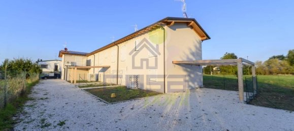 Villa de 4 divisões em Cremona, Italy N.º 27549 5