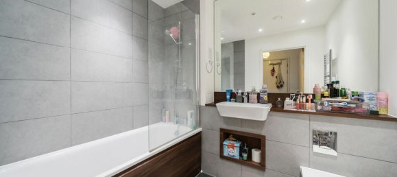 Apartamento de 1 dormitorio en London, United Kingdom No. 7694 8