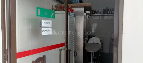 423m² Commercial property in Sintra, Portugal No. 182680 16