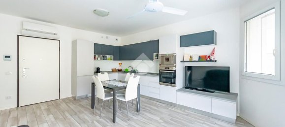 3غرفة شقة في Lainate, Italy رقم 266733 6