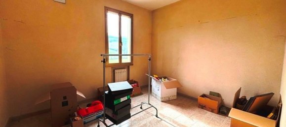 8غرفة شقة في Castelvetro di Modena, Italy رقم 79015 3