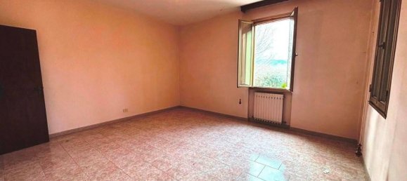 8غرفة شقة في Castelvetro di Modena, Italy رقم 79015 20