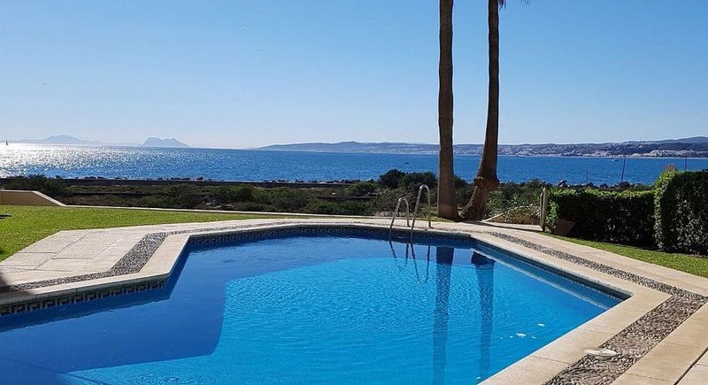 2 bedrooms Apartment in Estepona, Spain No. 232345