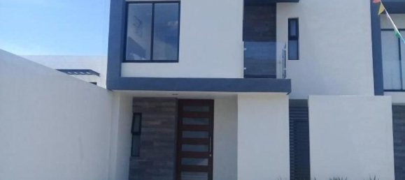 Casa de 3 dormitorios en Querétaro, Mexico No. 179911 2