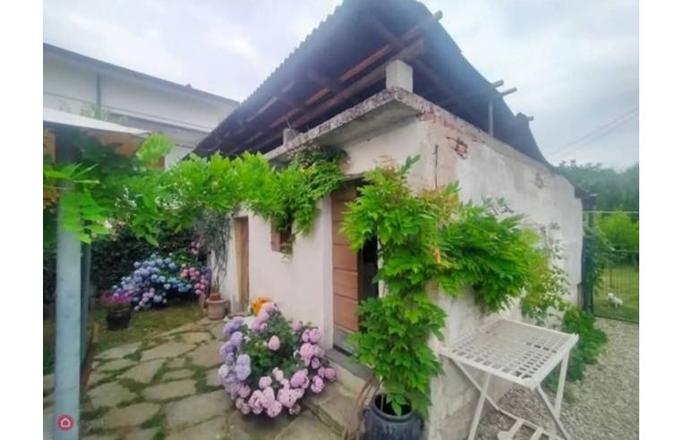 5 rooms House in Suno, Italy No. 253211