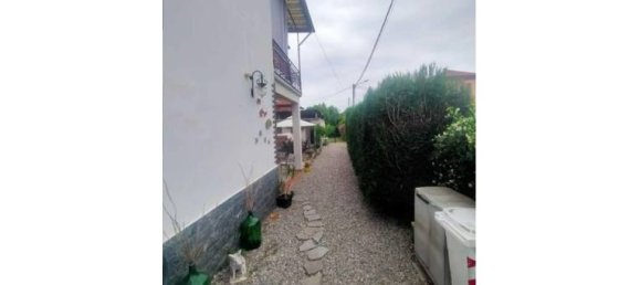 5 rooms House in Suno, Italy No. 253211 3