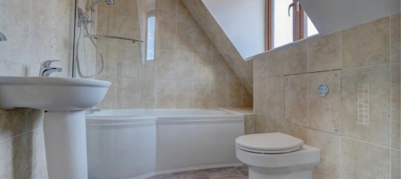 Casa de 4 dormitorios en Canterbury, United Kingdom No. 10474 9