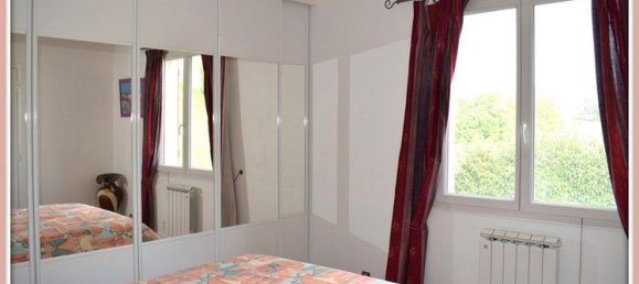 3 bedrooms House in Sens, France No. 310305 13