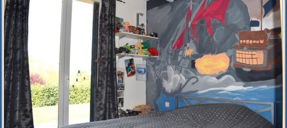 3 bedrooms House in Sens, France No. 310305 7