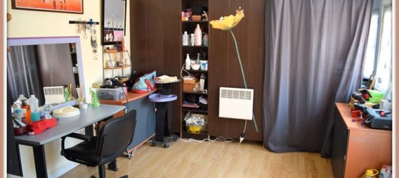 3 bedrooms House in Sens, France No. 310305 11