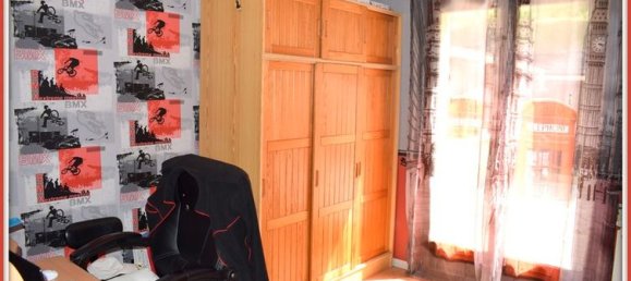 3 bedrooms House in Sens, France No. 310305 9