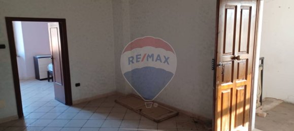 3-salle Appartement à Scurcola Marsicana, Italy No. 57509 4