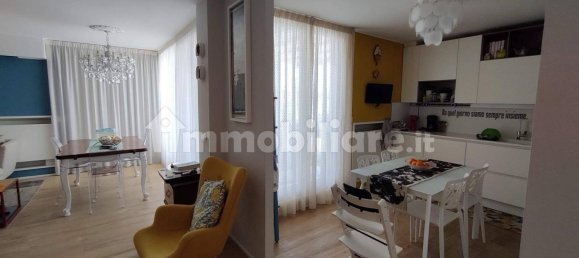 2 bedrooms Penthouse in Cisterna di Latina, Italy No. 293187 3