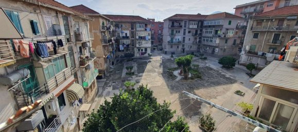 2 bedrooms Apartment in Messina, Italy No. 45130 7