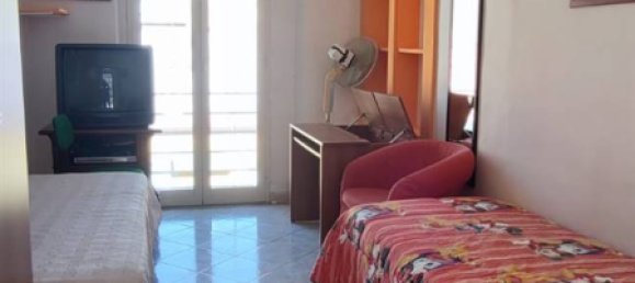 2 bedrooms Apartment in Messina, Italy No. 45130 5