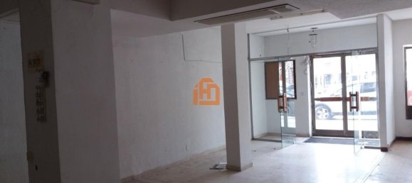 137m² Commercial property in Astorga, Spain No. 114844 3