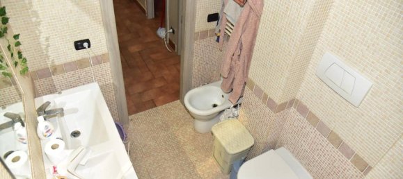 3 rooms Apartment in Tivoli, Italy No. 139711 17