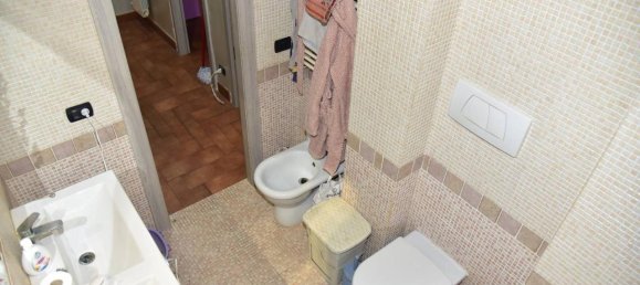 3 rooms Apartment in Tivoli, Italy No. 139711 19