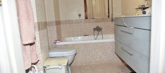 3 rooms Apartment in Tivoli, Italy No. 139711 14